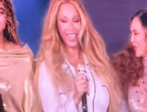 Watch Beyoncé Honor Mom Tina Knowles During ‘Cowboy Carter’ Tour
