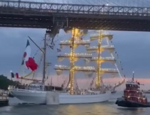 Two Dead, More Injured After Mexican Navy Training Ship Collides With Brooklyn Bridge