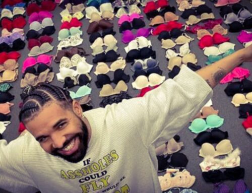 Fan Tosses Giant Bra On Stage To Drake…Stunned At It’s Size – Claims He’s Taking It Home
