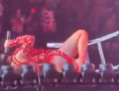 Cardi B’s Falls On Stage…Blames Government…LOL!